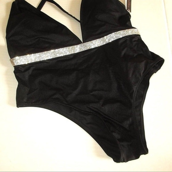 VICTORIA SECRET Swim Shine
Strap Plunge One-Piece Swimsuit
Large Bling $99 - Picture 5 of 6